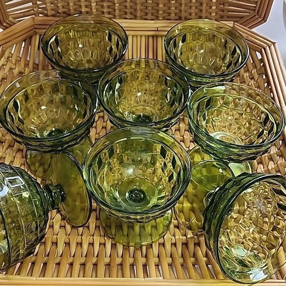 Vintage Set Of 8 Indiana Glass Dessert Icecream Compote Dishes - Picture 3 of 7